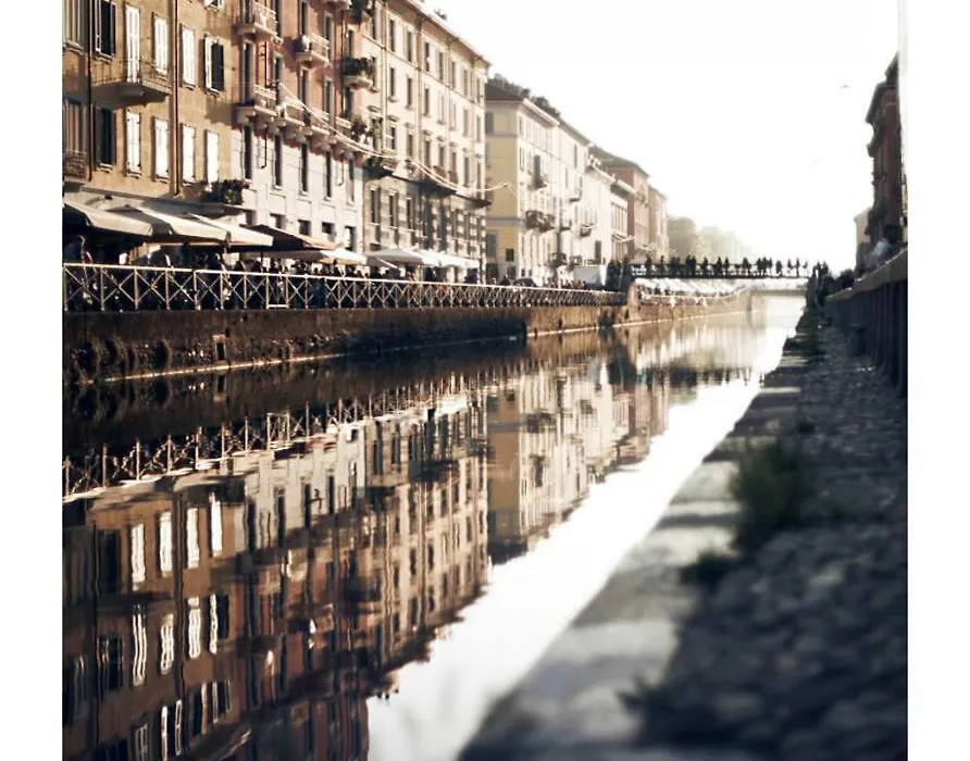 Taking A Walk In The Beating Heart Of Navigli-1